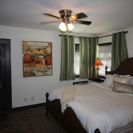 Balinese Cottages Daytona Beach Bagian luar foto