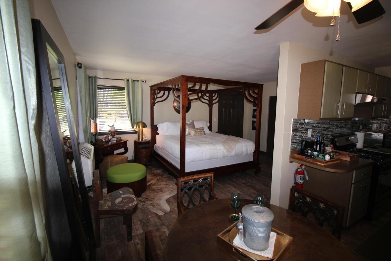 Balinese Cottages Daytona Beach Bagian luar foto