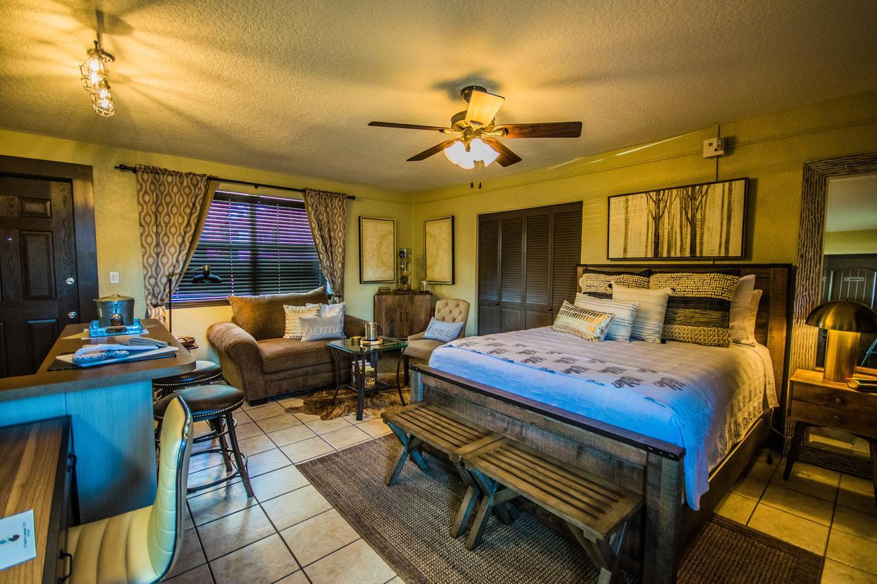 Balinese Cottages Daytona Beach Bagian luar foto