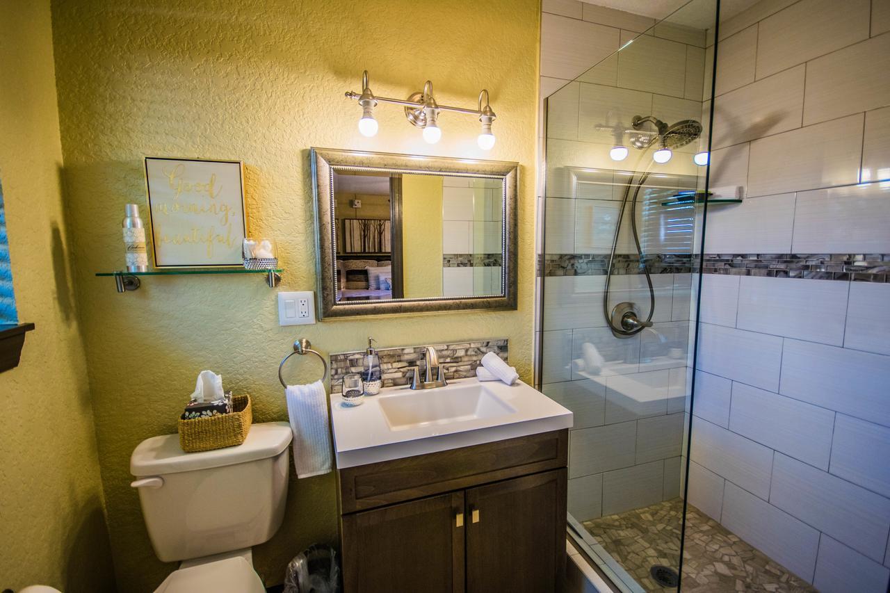 Balinese Cottages Daytona Beach Bagian luar foto